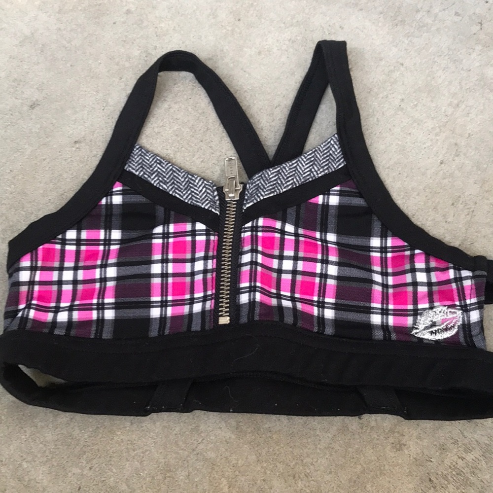 California kisses dance set!! (Booty shorts, top)